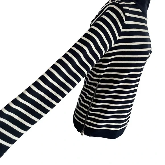 Holebrook Sweden Windproof Lined Knit Sweater Blue White Nautical Stripe Small